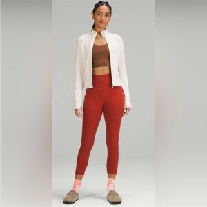 Lululemon Nulu Cropped Define
Jacket White Opal size 4